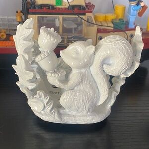 Bath and body works White Squirrel hand soap holder